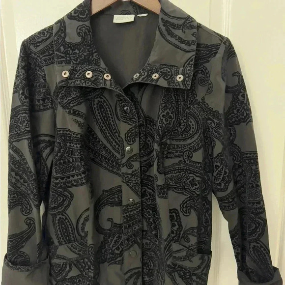 Chico’s Zenergy Velvet Detail Jacket S/M - Picture 4 of 8